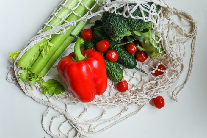 Atgaivina ne tik vanduo: 5 daržovės, kurias verta valgyti karštą vasaros dieną