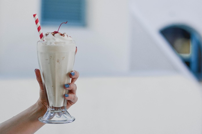 Pieno kokteiliai: skanus būdas atsigaivinti karštą vasaros dieną