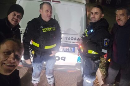 policijos pareigūnais, kad galėtų apie nutikusį įvykį papasakoti vaikams.